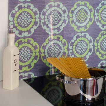 Mint Geo in Grey Glass Splashback