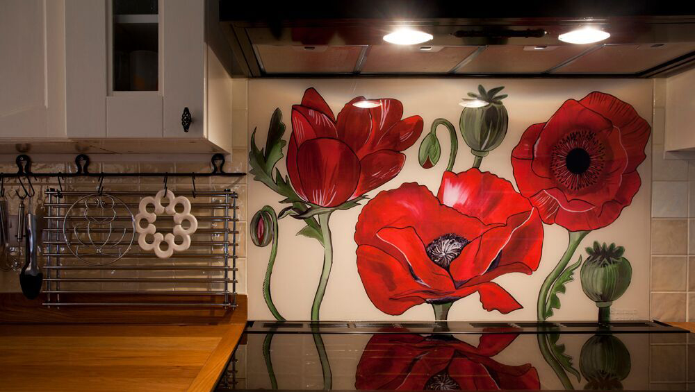 Poppy Splashback with black range cooker