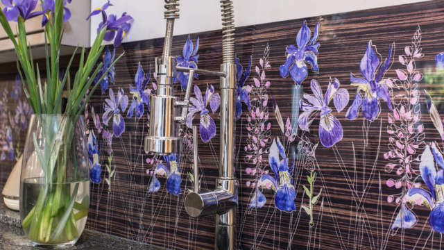 Watercolour in ebony kitchen splashback