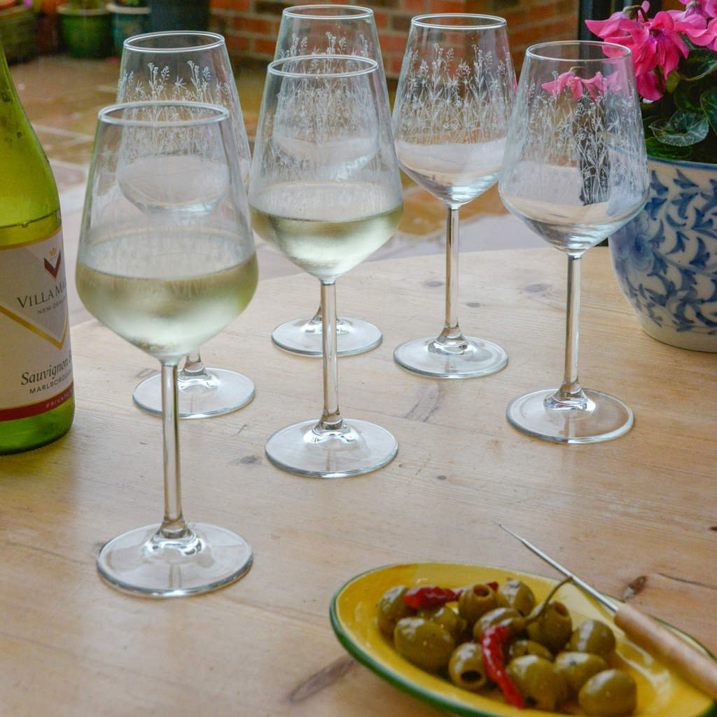 Meadow_Wine_Glasses_6