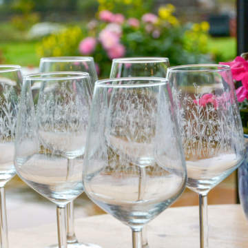 decorative wine glass sets