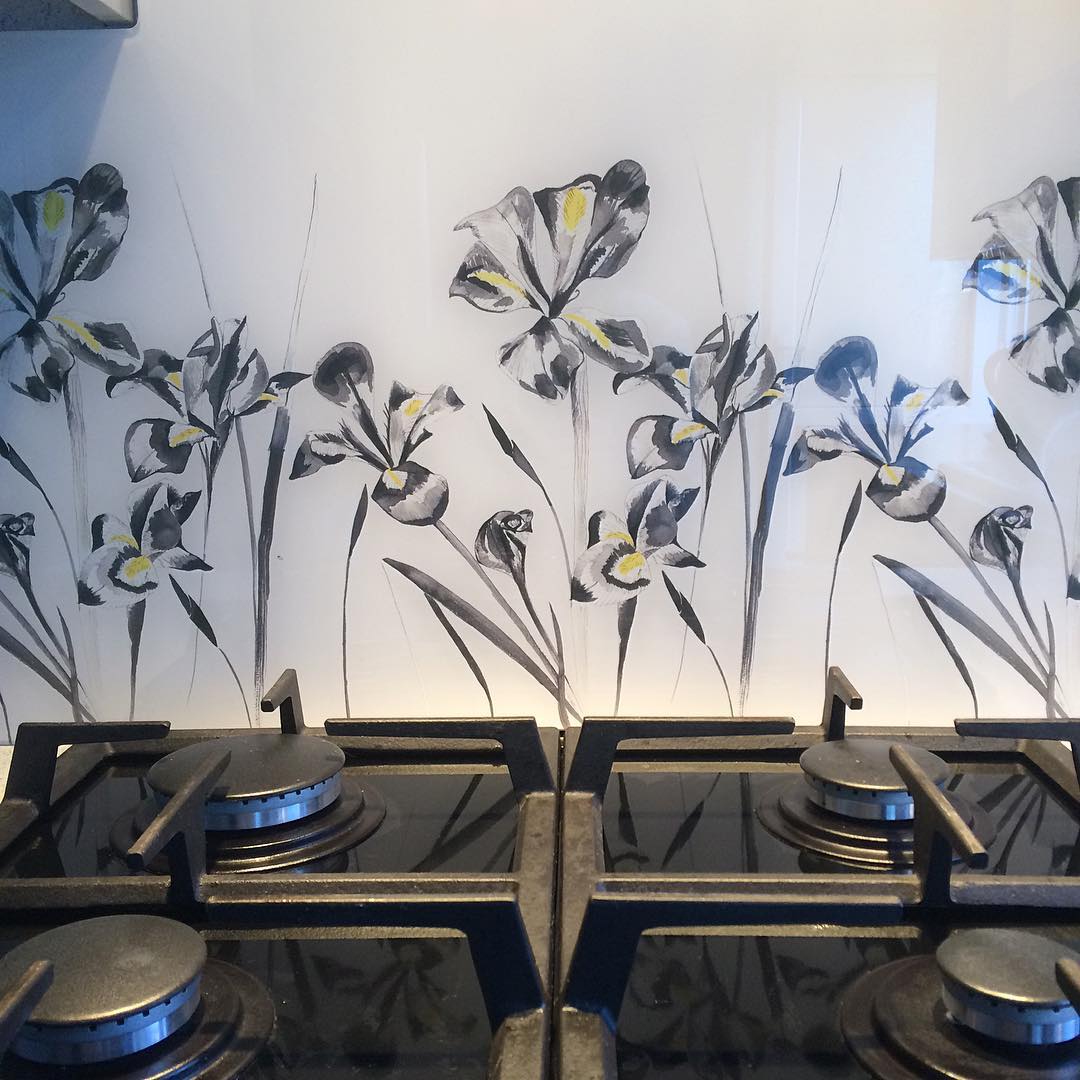 Iris-in-Stone-Splashback-Emma-Birtton-Decorative-Glass-floral-splashbacks