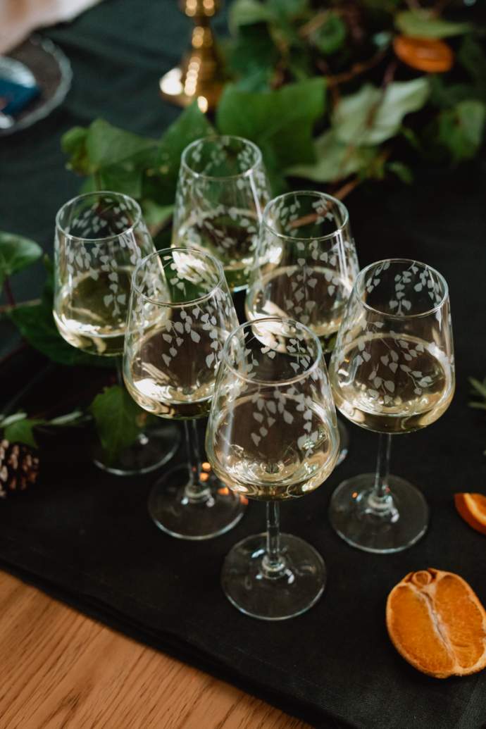 Emma-Britton-Silver-Birch-Pattern-Wine-Glass-Set