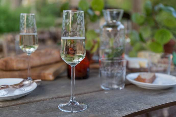 Emma-Britton-Decorative-Glass-Designer-Silver-Birch-Etched-Flute