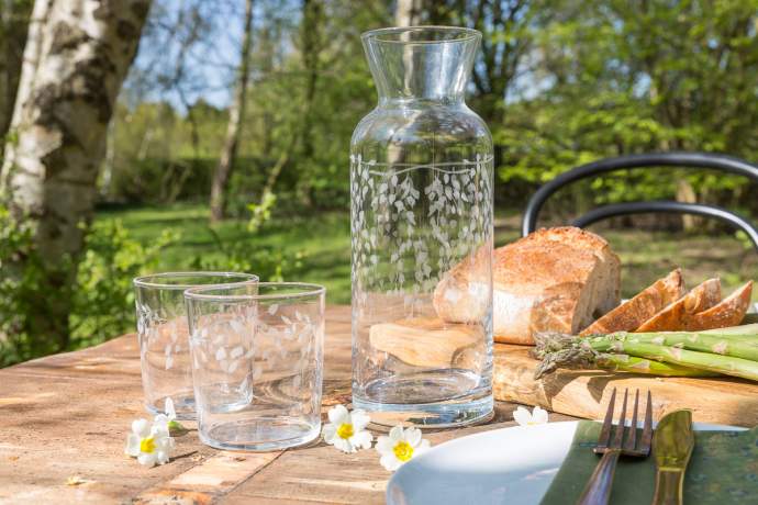 Emma-Britton-Silver-Birch-Drinks-Carafe-and-Tumblers
