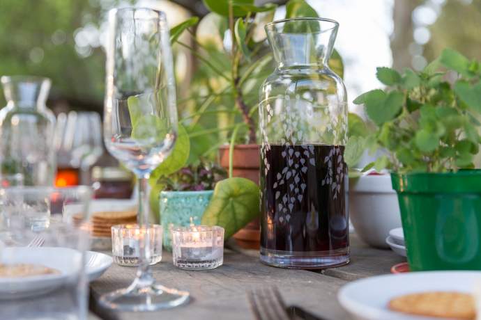 Emma-Britton-Decorative-Glass-Designer-Silver-Birch-Patterned-Drinks-Carafe