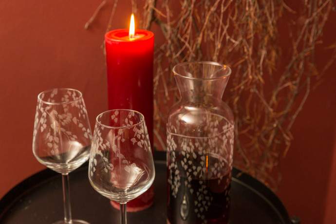 Emma-Britton-Decorative-Glass-Designer-Silver-Birch-Etched-Wine-Glasses-Carafe-Set
