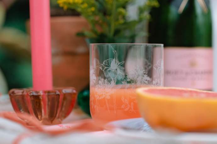 Emma-Britton-Decorative-Glass-Designer-Exotic-Floral-Crystal-Tumbler
