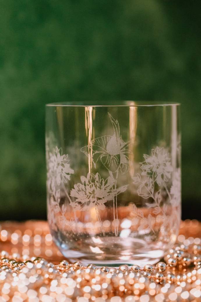 Emma-Britton-Decorative-Glass-Designer-Exotic-Floral-Etched-Glass-Tumbler