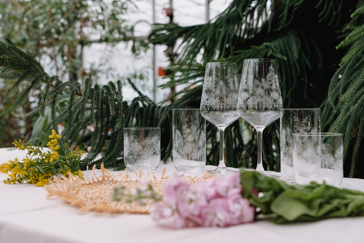 Exotic Floral Crystal White Wine Glass - Individual