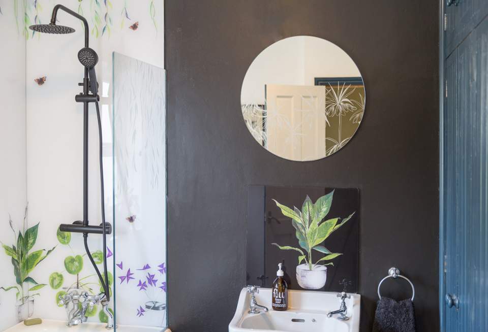 60cm-round-mirror-etched-sunset-fritillaria-design-emma-britton