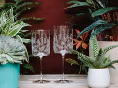 Emma-Britton-Decorative-Glass-Designer-ExoticFloral -wine-floral-wine-glasses
