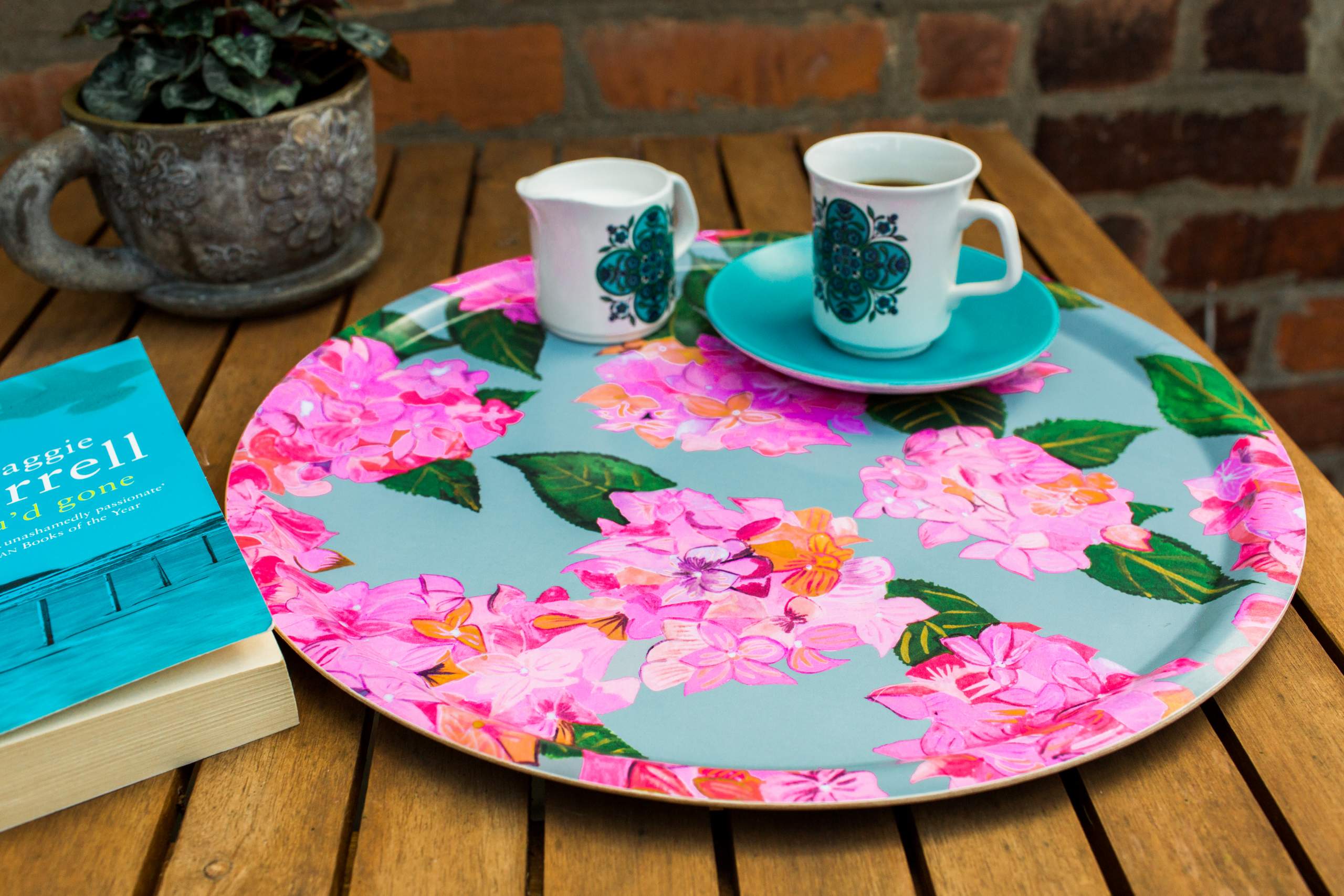 Emma-Britton-Pink-Hydrangea-Flower-Tea-Tray