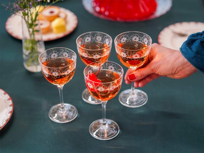 Emma-Britton-Decorative-Glass-Designer-Floral-Cocktail-Glasses-Set-of-4