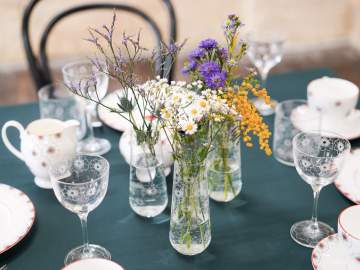 Retro-Afternoon-Tea-Table-Emma-Britton-Glassware