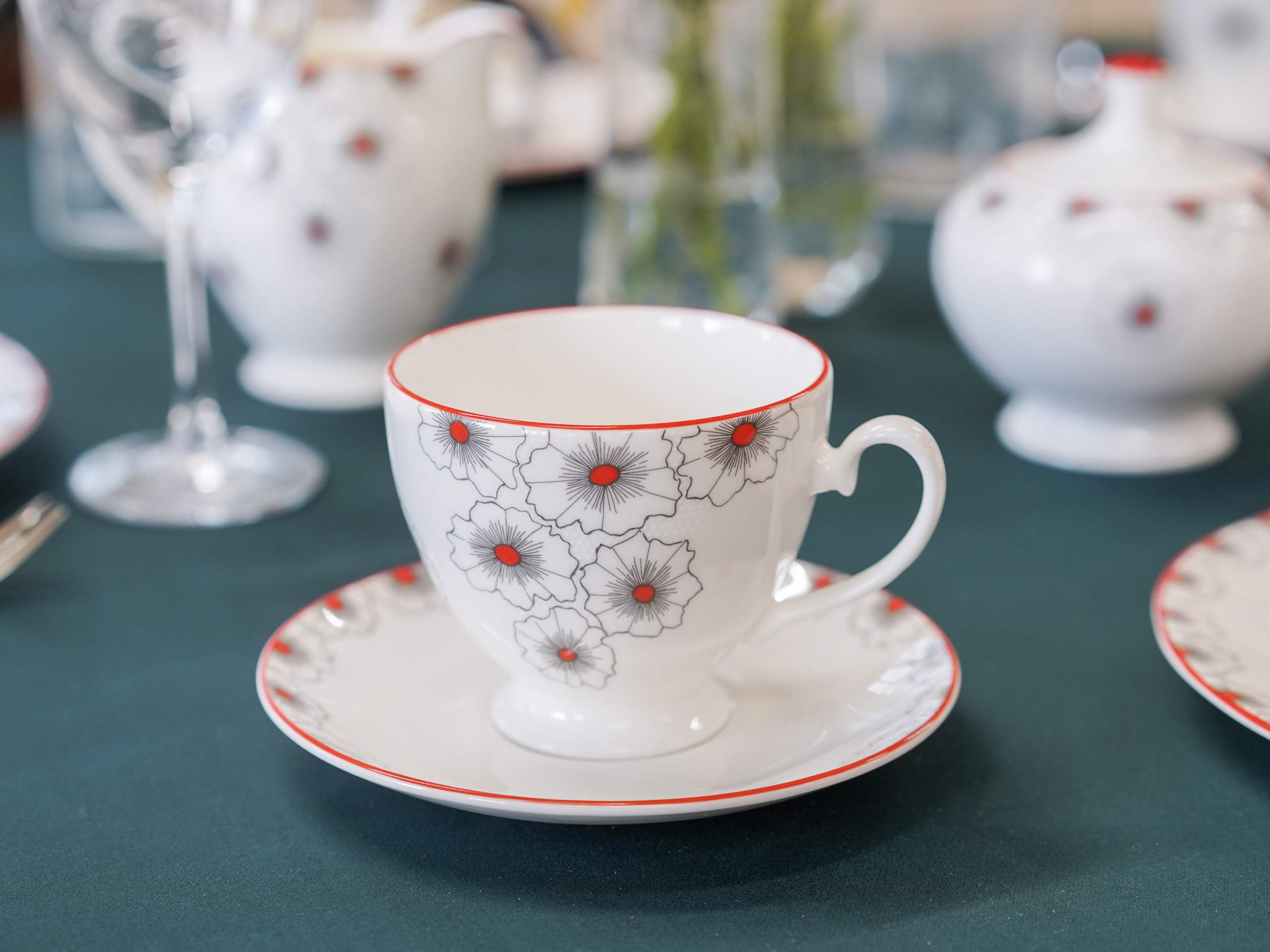 Emma-Britton-Plastic-Free-July-Ideas-Floral-Twist-China-Teacup
