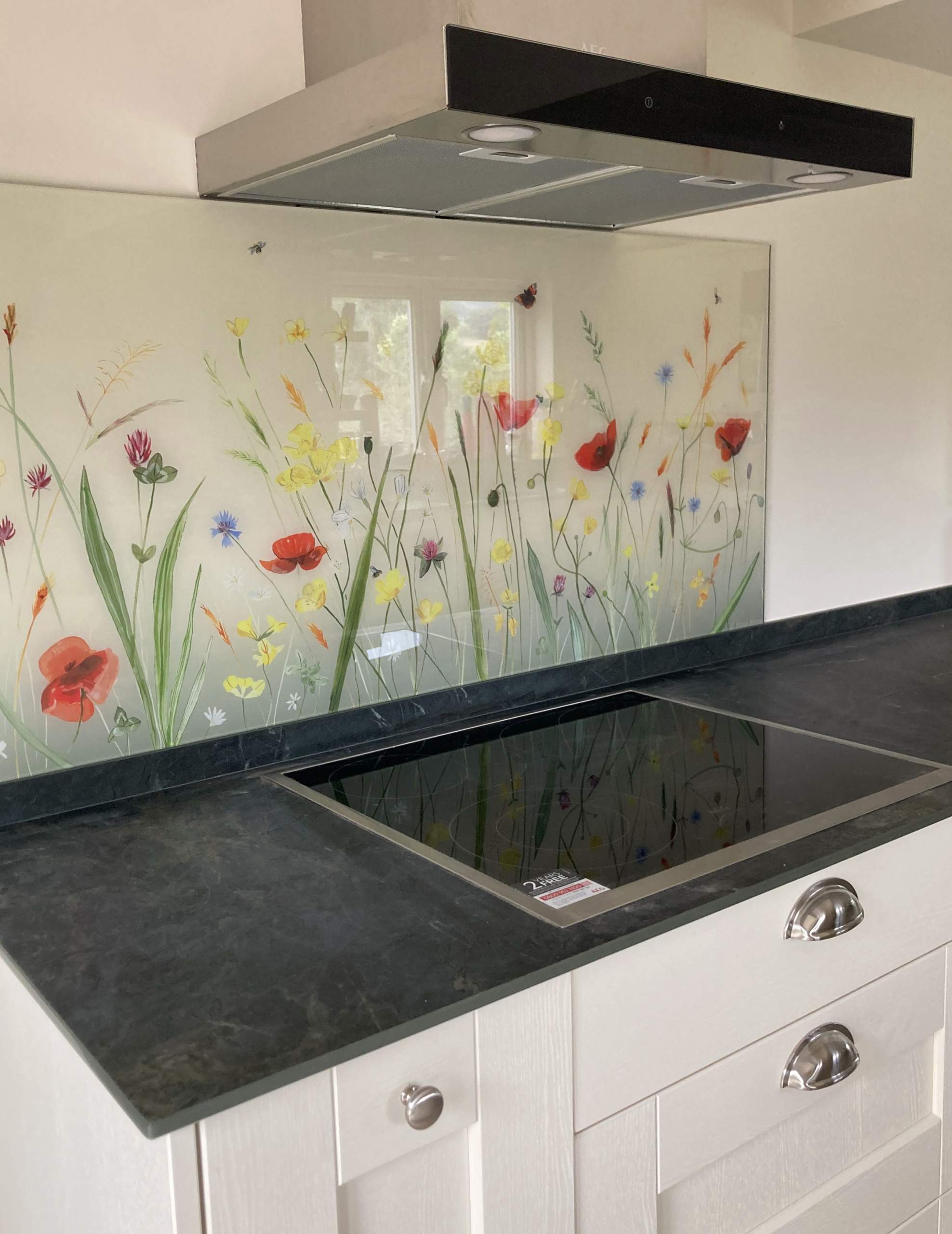 Emma-Britton-Summer-Floral-Splashback-Bespoke-Meadow-Design