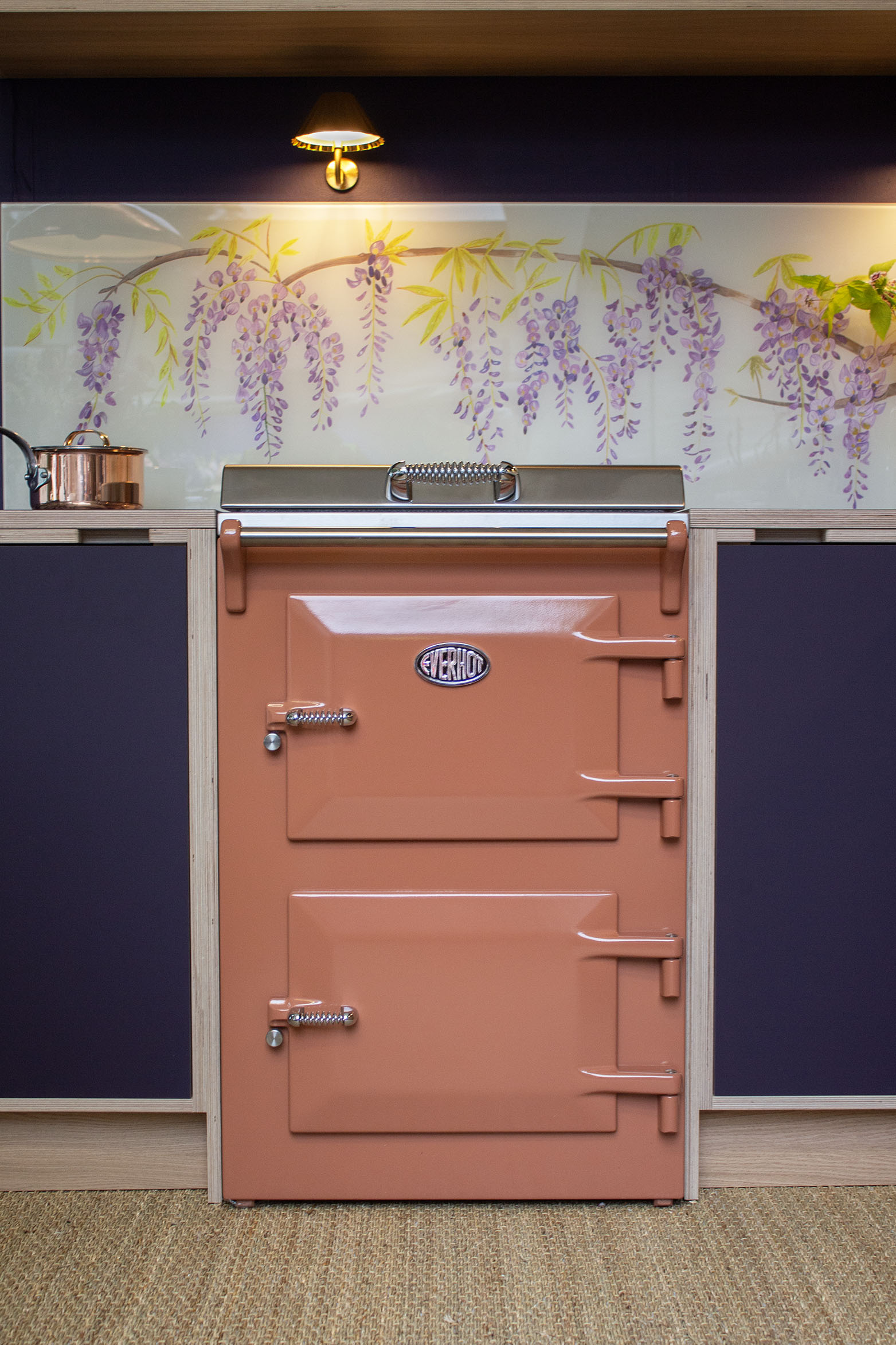 Everhot Cooker in Clay for Emma Britton Glass Wisteria Splashback